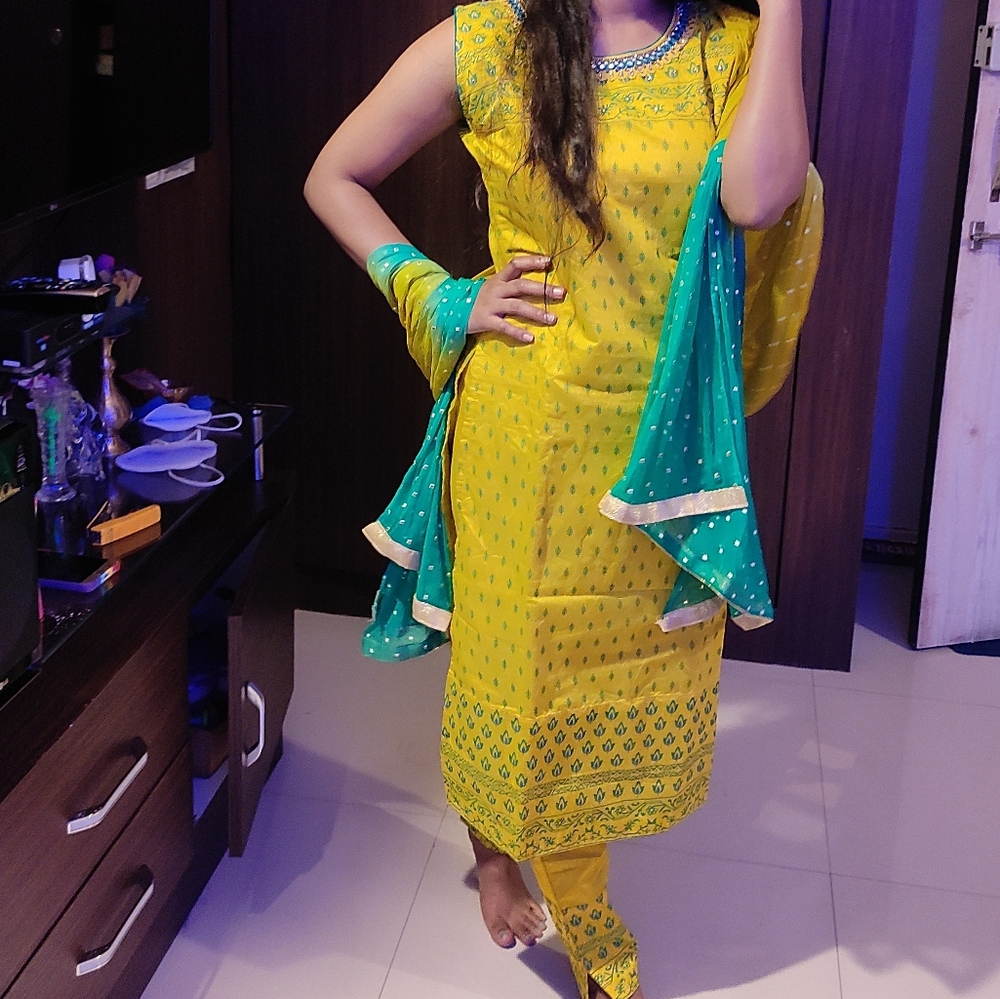 Kurta pant and duppatta - Picture 7 of 7